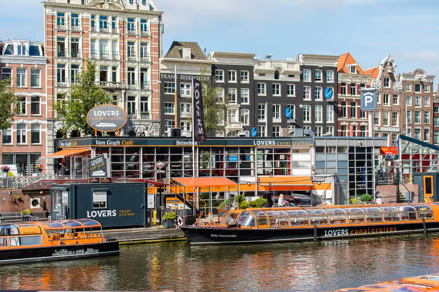 Amsterdam: City Centre Canal Cruise including Audioguide