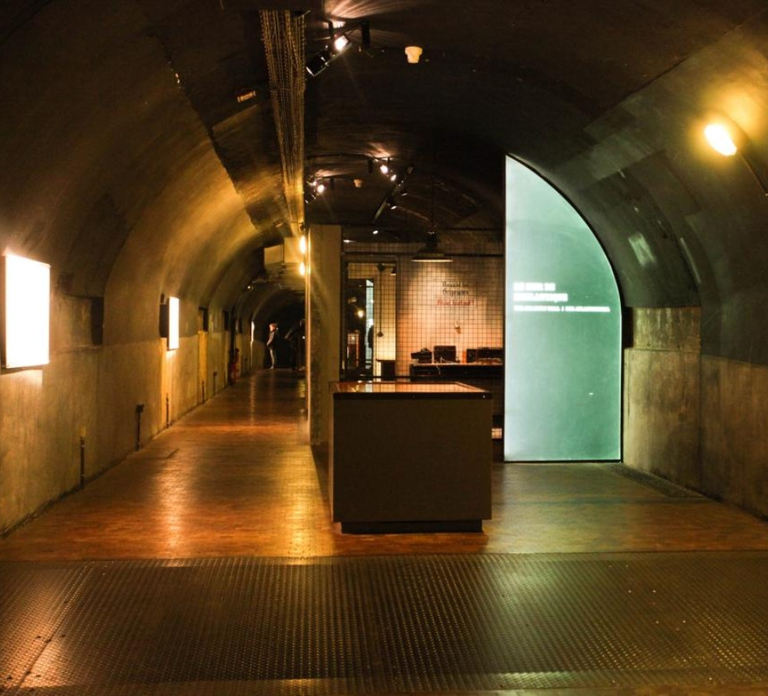 Caen: Memorial Museum Entry Ticket & Optional Audio App