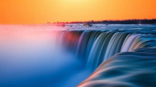 one-day tour to Niagara Falls from Toronto, Canada (13-person) Day Tours