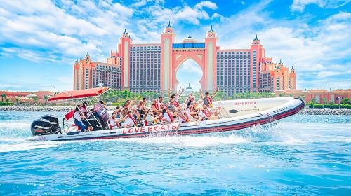 90-Minute Dubai Premium Speedboat Tour