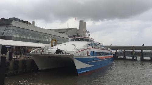 One-way/round-trip boat tickets from Zhuhai Jiuzhou Port to Hong Kong city center/Sheung Wan/Hong Kong-Macau Ferry Terminal and vice versa Transport Passes