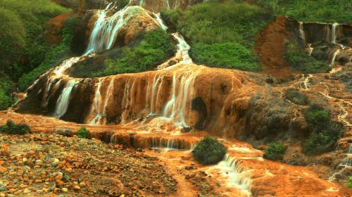 Departing from Taipei | Private charter 1-day tour to Yehliu in New Taipei City + Golden Waterfall + Yinyang Sea + Shifen + Jiufen Day Tours