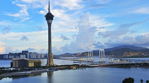 Macau Tower - 360° Revolving Restaurant Dining Voucher: buffet diner (admission ticket not included)