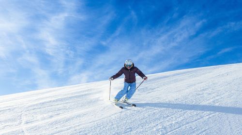 1-day tour to Asarigawa Onsen Ski Resort in Otaru, Hokkaido, Japan: Optional Chinese or English-speaking ski instructors and equipment Day Tours