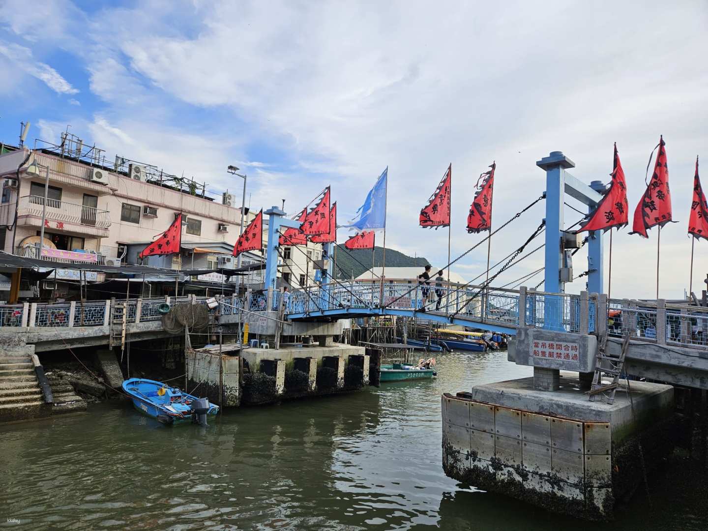 Venice of the Orient: Tai O Sightseeing Boat Cruise Ticket | Hong Kong