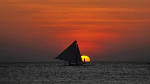Boracay Island Sunset Sailing Boat Experience [Shared/Private Charter|Sunset Glow|Romantic sea view Day Tours
