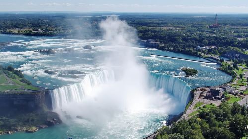 Toronto: Niagara Falls & NOTL Heritage Town Guided Day Tour Day Tours