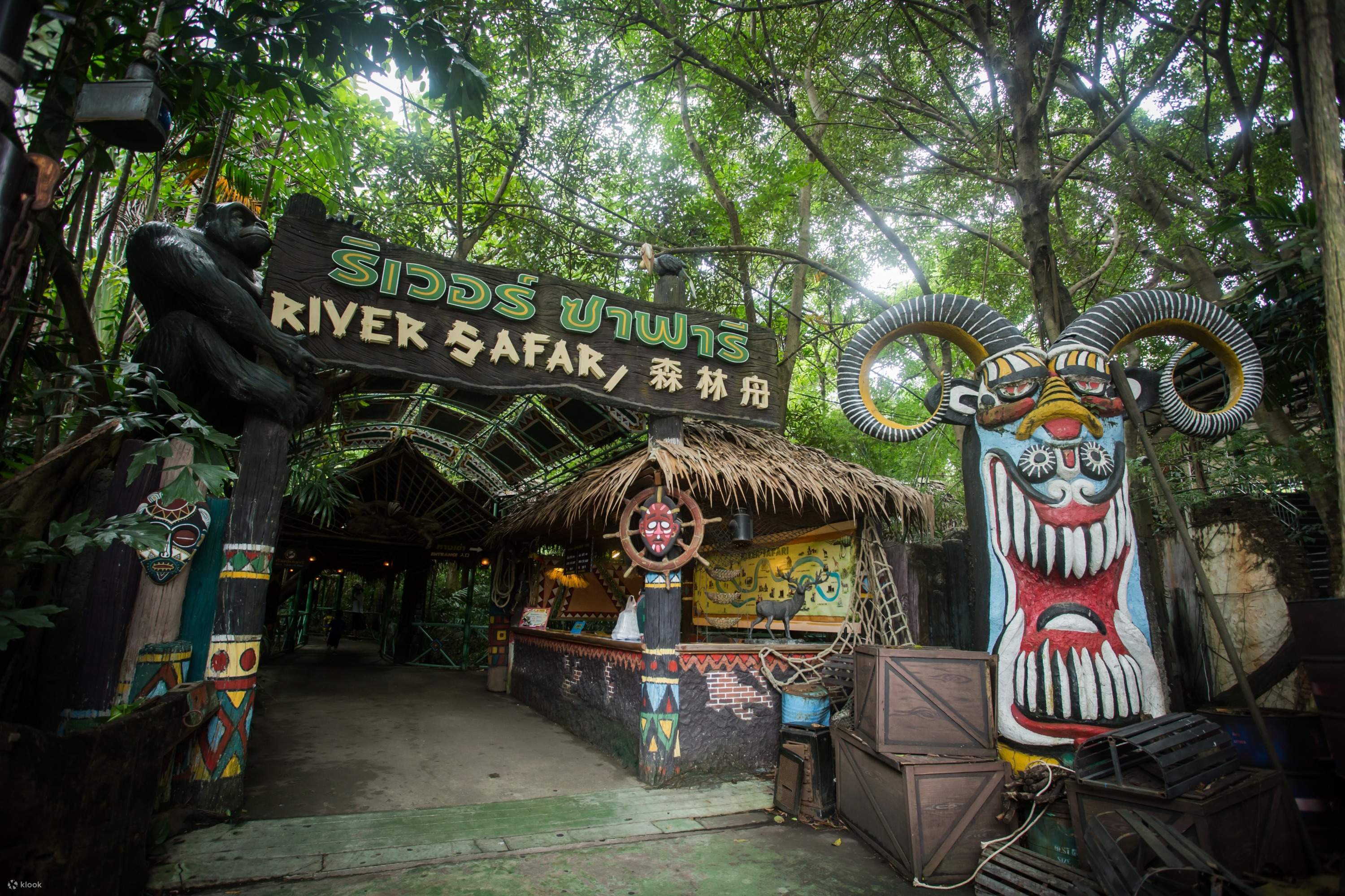 Safari World Bangkok Thai Resident