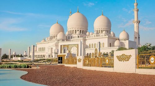 Abu Dhabi Sightseeing Tour from Dubai Day Tours