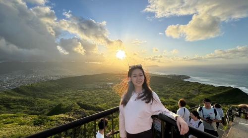 Waikiki: Diamond Head Hiking/ Hiking Starts at 7:00am. Day Tours