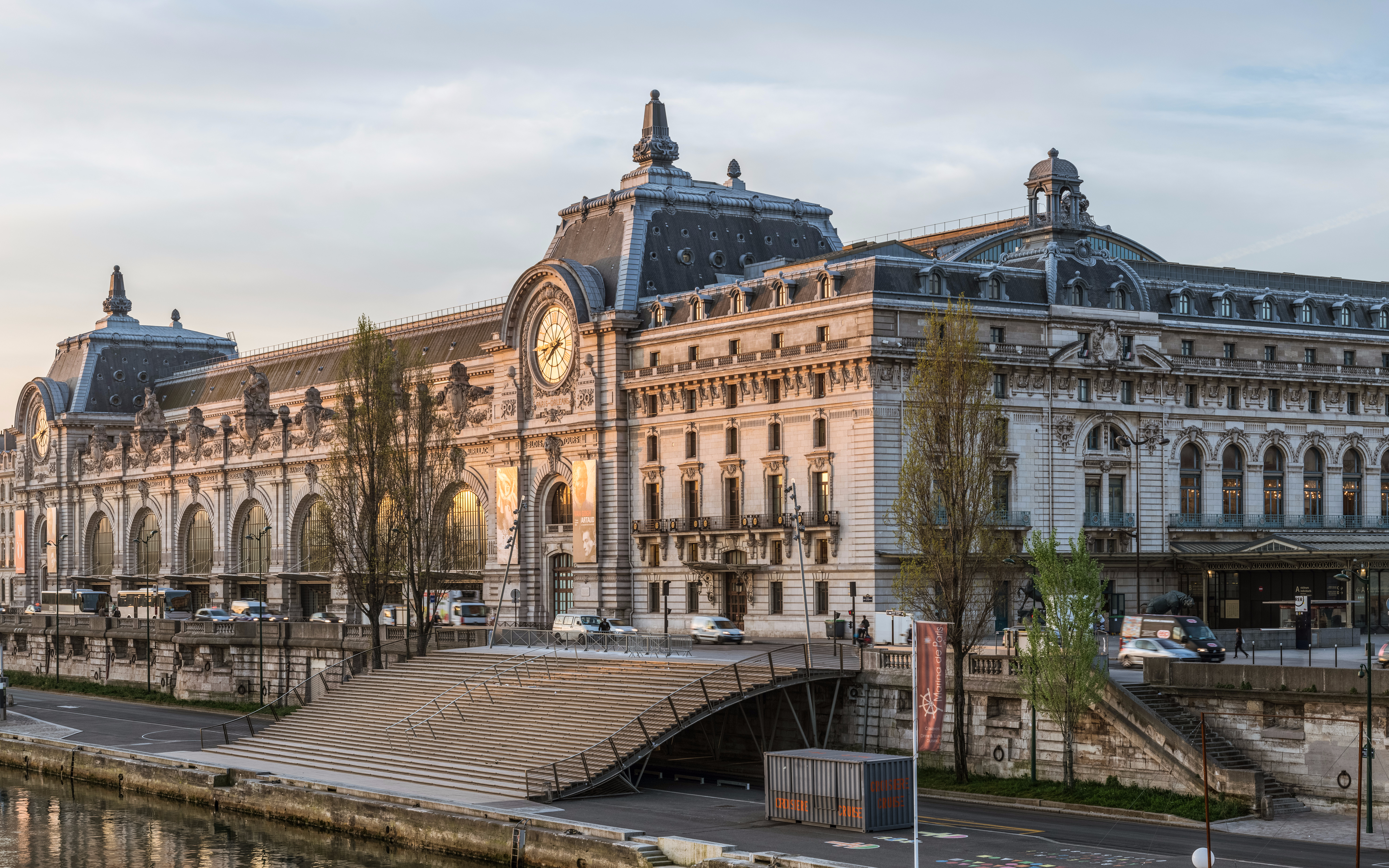 The Paris Pass® with Optional Paris Museum Pass: Access to 46 Attractions