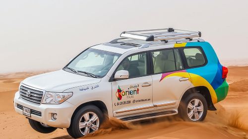 Premium Dubai Desert Safari with BBQ Dinner in the Red Dunes Day Tours