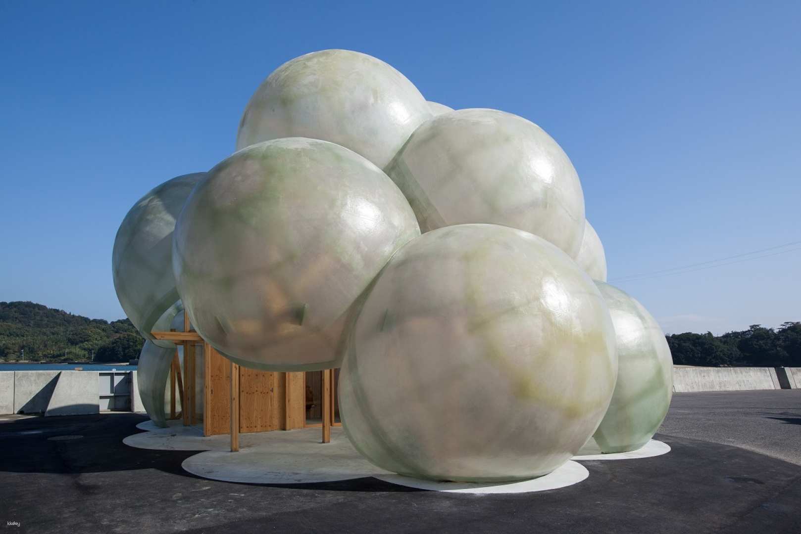 【Private tour】Naoshima 1day tour (Departure from Osaka/Kyoto)