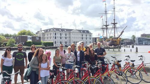 Amsterdam 3 hrs Bike Tour – live guide En/Fr/De/Nl/Sp Day Tours