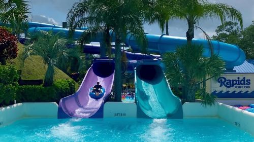 West Palm Beach: Rapids Waterpark Entry Day Tours