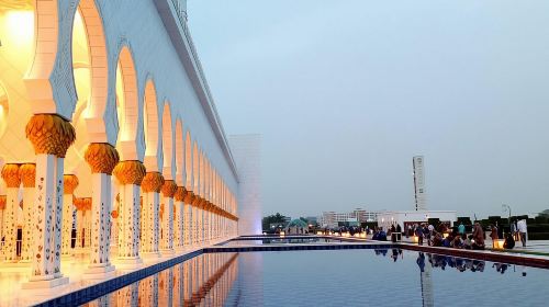 Abu Dhabi City Tour from Dubai - Full-Day Tour Day Tours