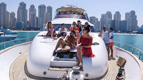 Luxury yacht cruise in the Persian Gulf, Dubai Transport Passes