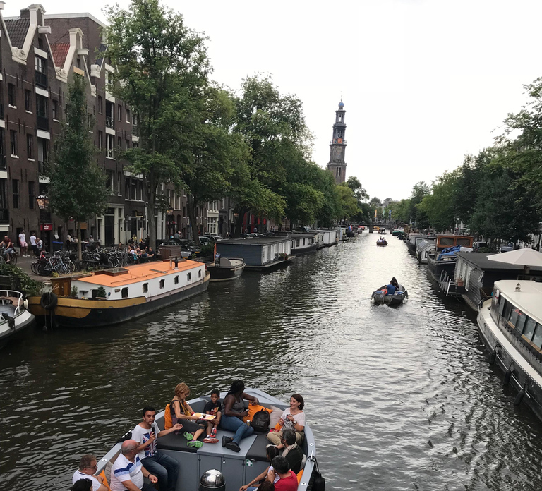 Visit Amsterdam by Boat with a French Guide (french)
