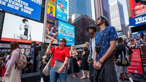 NYC: Broadway Behind The Scenes Including Studio Visit Day Tours