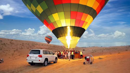 Dubai Desert hot air balloon ride Sunrise Viewing/Falconry Show/Flight Certificate/Camel Ride and Coffee Day Tours