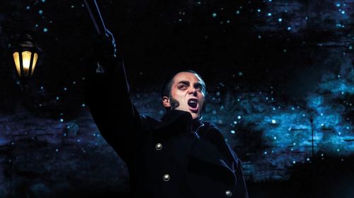 Les Miserables London performance experience at Queen's Theatre