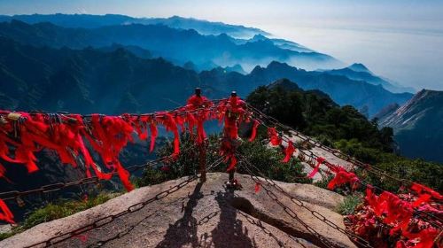 Private Day Trip to Mount Hua from Xi'an with English Driver