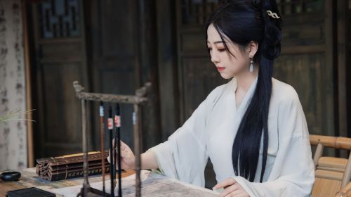 Travel photography in Nagasaki, Japan[Driver and guide + travel photography + wedding photos, aerial photography, micro-film + makeup and Clothes & Accessories+ itinerary customization + unlimited num