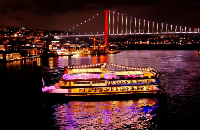Bosphorus Dinner Cruise & Show with Private Table