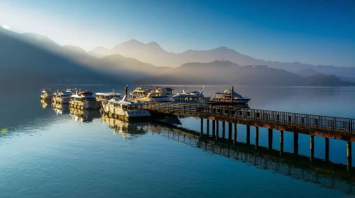 Alishan + Sun Moon Lake one-day tour Day Tours