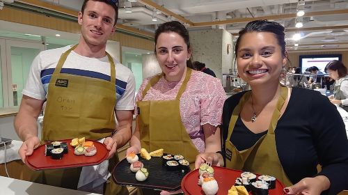 Tokyo Tsukiji Outer Fish Market Tour and Sushi Cooking Lesson  Day Tours