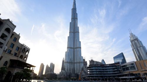 Burj Khalifa 124th & 148th Admission Ticket with Transfers Day Tours